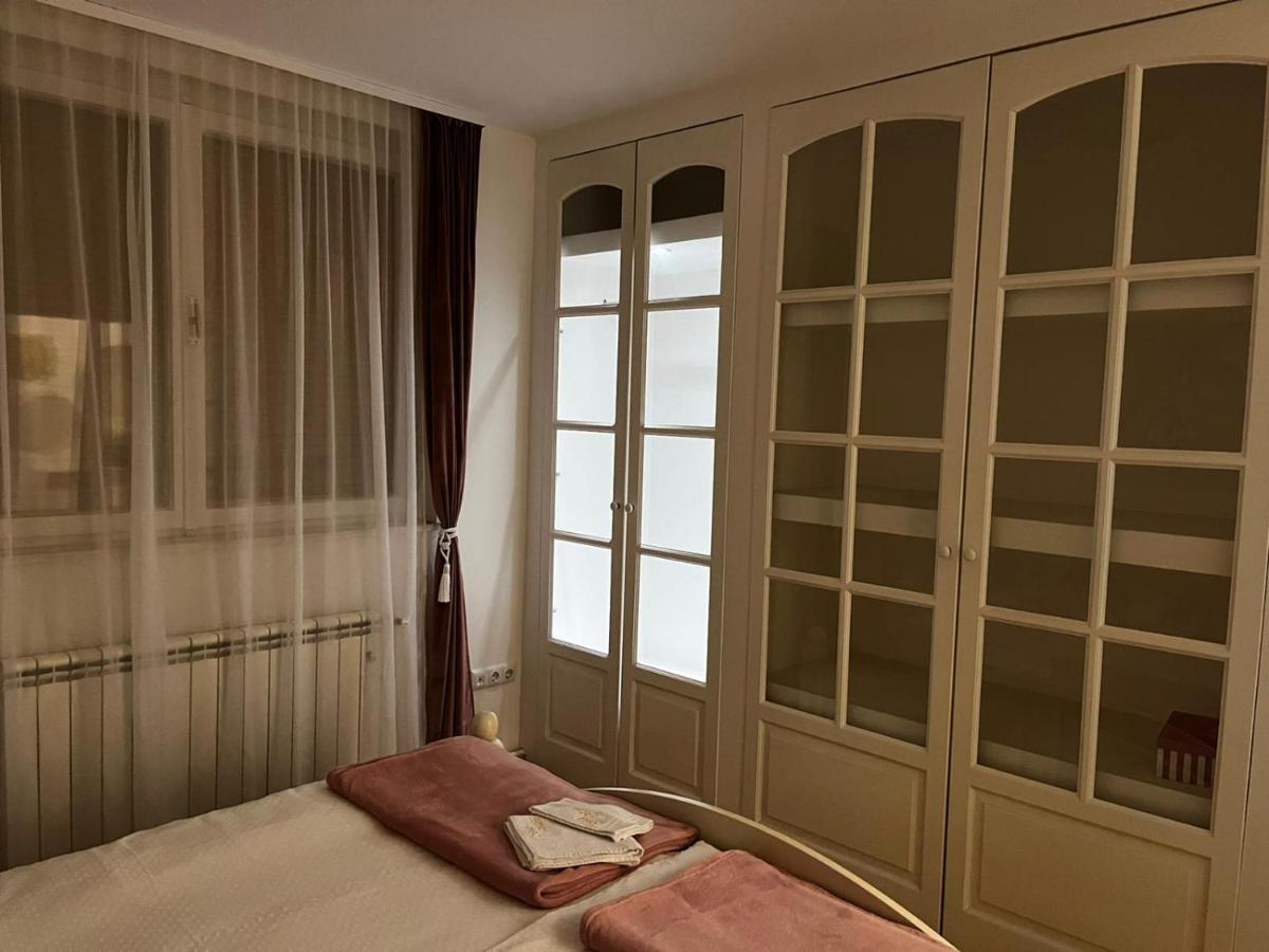 דירות קארלובץ Apartman Gold Maris מראה חיצוני תמונה