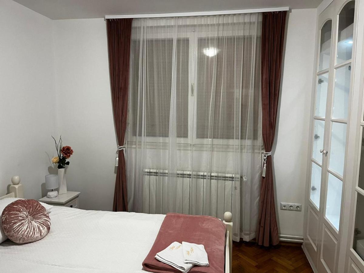 דירות קארלובץ Apartman Gold Maris מראה חיצוני תמונה